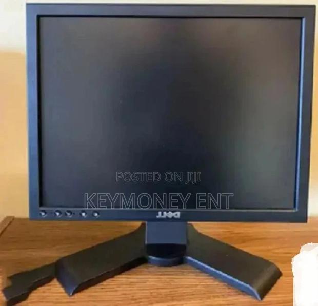 19 Inch Dell Square Monitor - main view