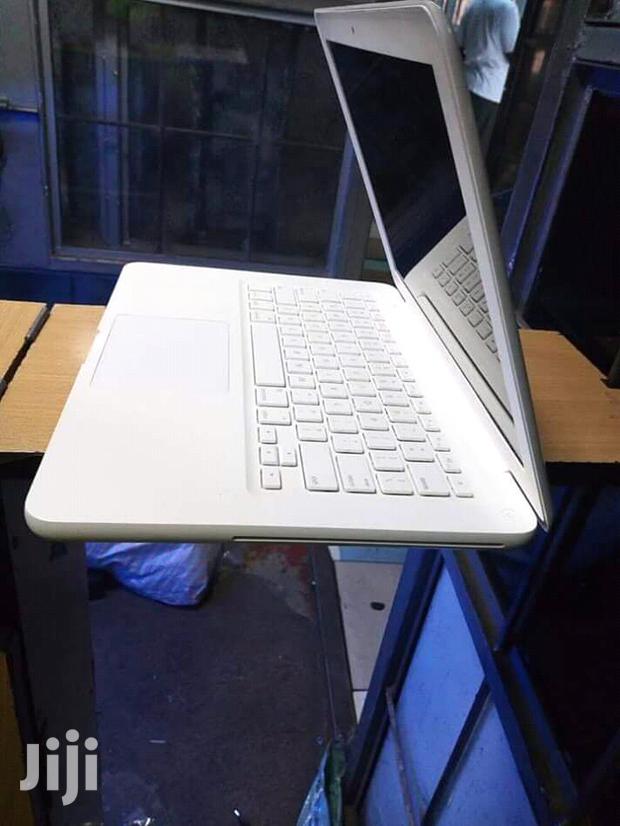 Laptop Apple MacBook 4GB Intel Core 2 Duo HDD 320GB - thumbnail 4