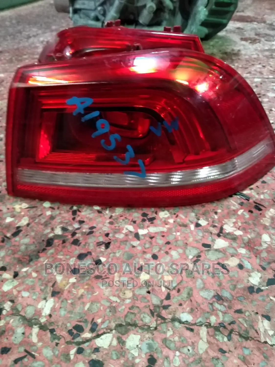 Volkswagen Eos Right Taillight