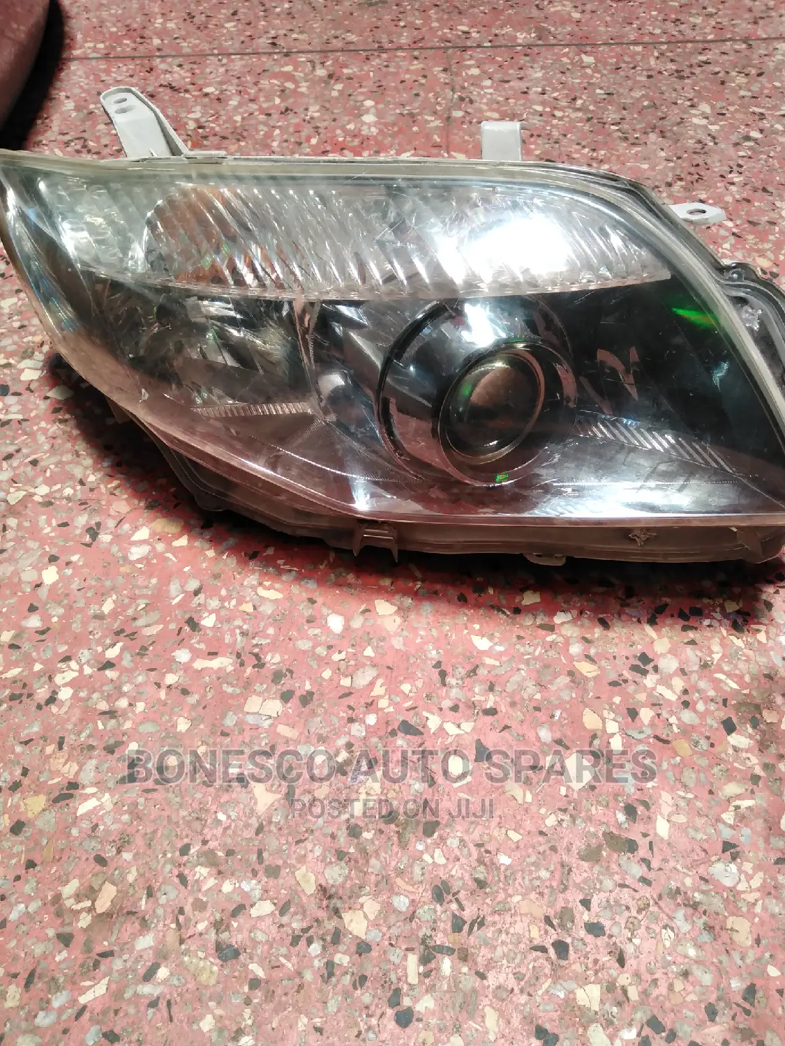 Toyota Fielder /Axio Xenon 2010 Headlight Assembly
