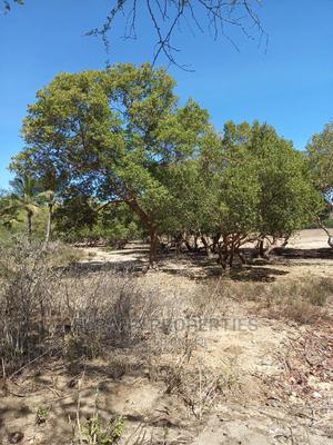 For Sale Quater Acre Several Creek Plots Mtwapa. - thumbnail 3