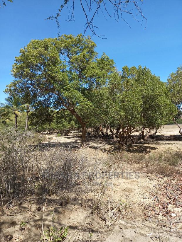 For Sale Quater Acre Several Creek Plots Mtwapa. - thumbnail 2