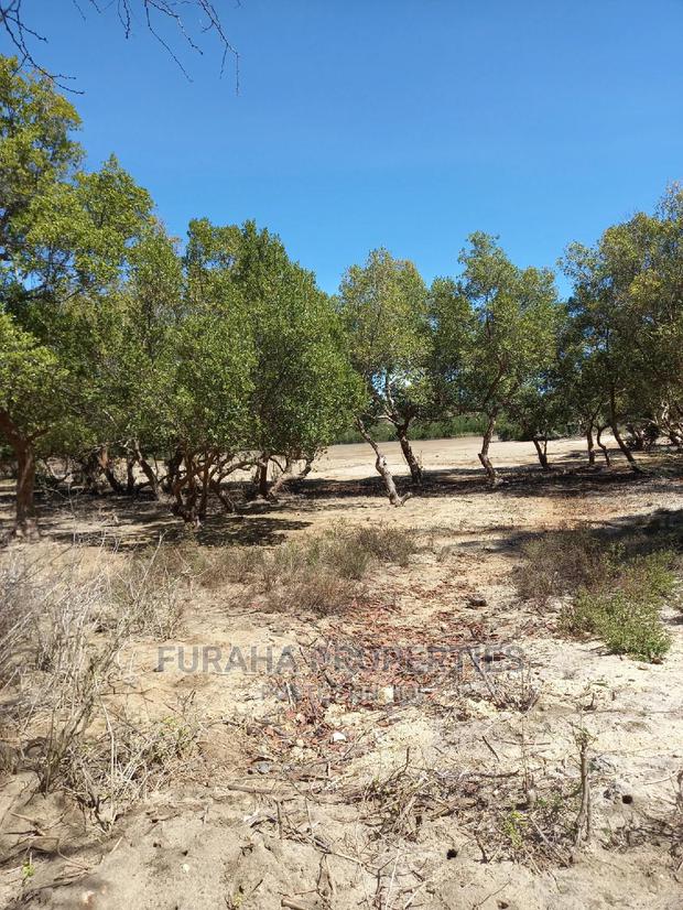 For Sale Quater Acre Several Creek Plots Mtwapa. - thumbnail 5