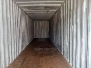 Clean Stock on 40ft Shipping Containers
