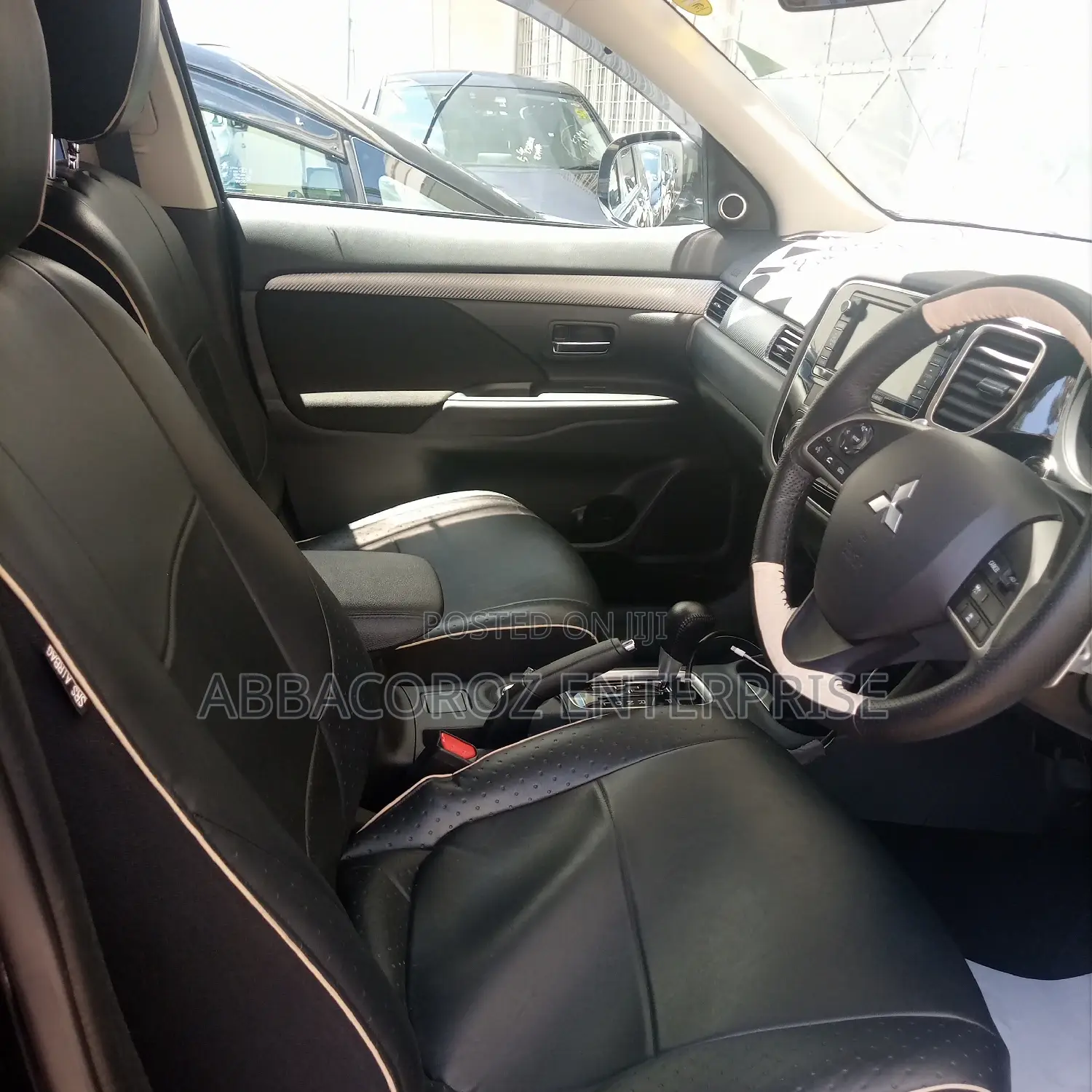 Mitsubishi Outlander 2015 Black