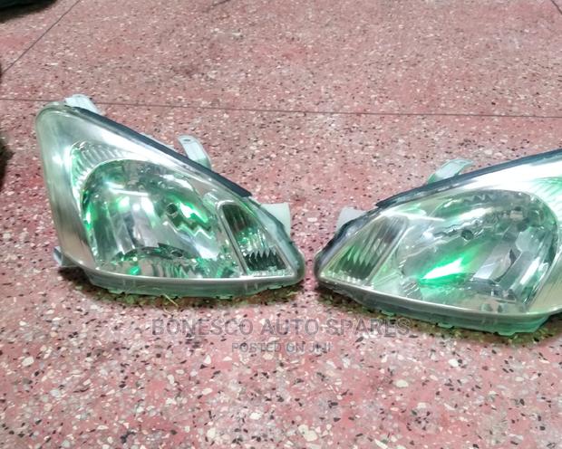 Premio (240) 2005 Non-Xenon Headlights Assembly - thumbnail 2
