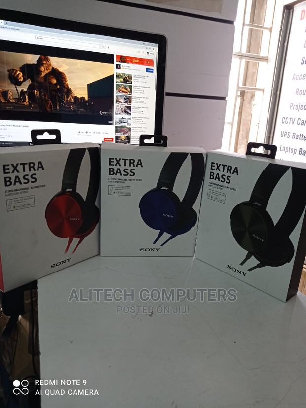 Sony Headphones - thumbnail 4