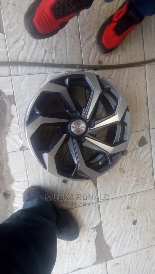 14inch Rims Normal Ones With No Offset - thumbnail 2