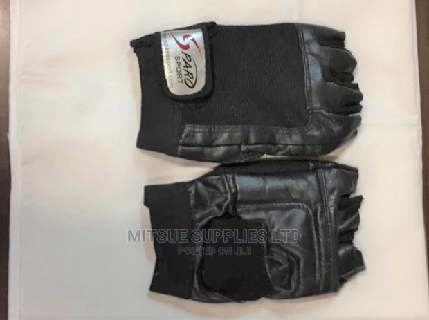 A Pair Weight Lifting Leather Gloves M/L/Xl
