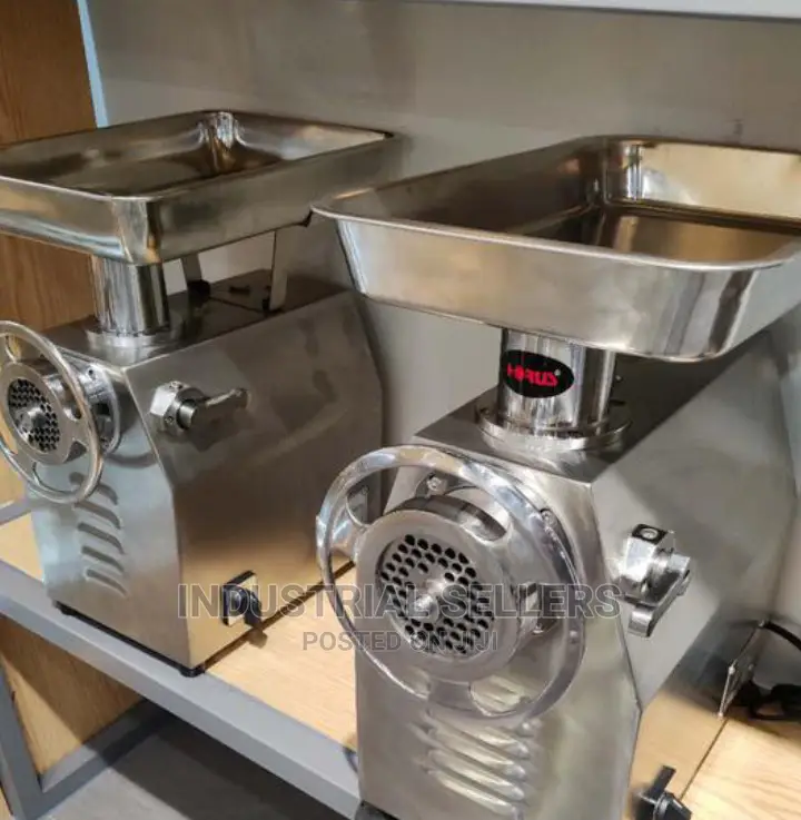 Heavy-Duty Meat Grinder M22
