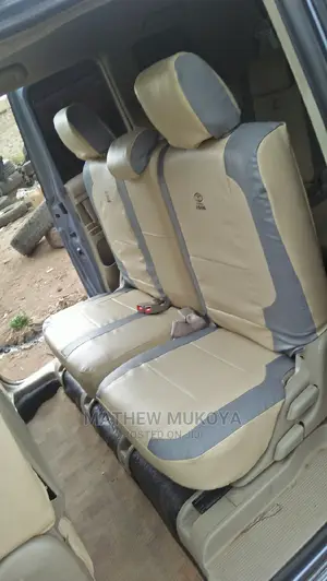 Well Puffed and Stitched Car Seat Covers