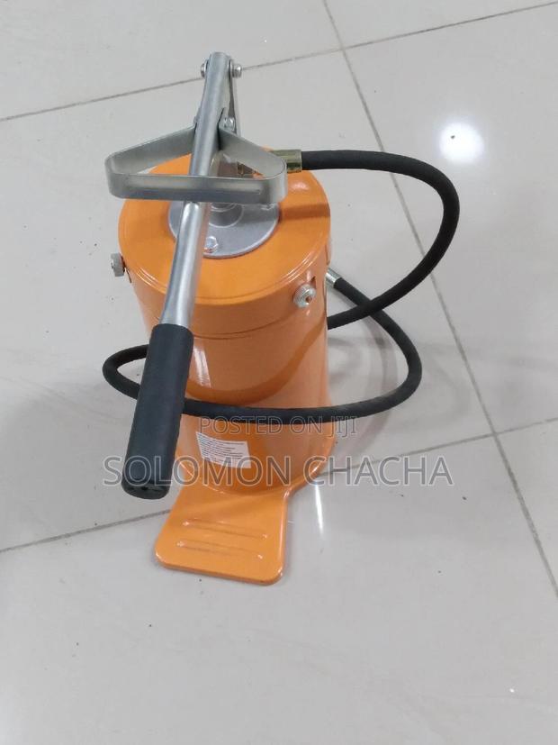 Grease Pump 10L - thumbnail 3
