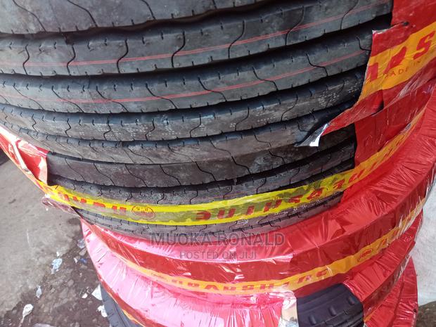 9.5r17.5 Roadshine Tyre (18pr)