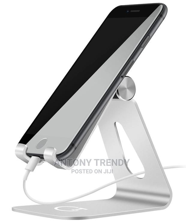 Universal New Folding Desktop Mobile Phone Stand - thumbnail 2