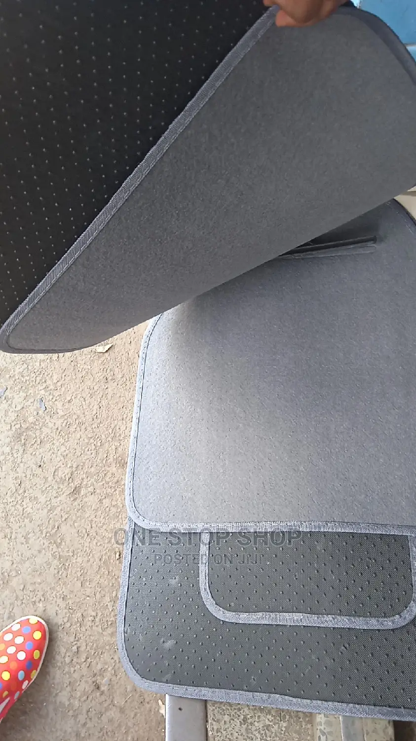 Grey Woolen Mats