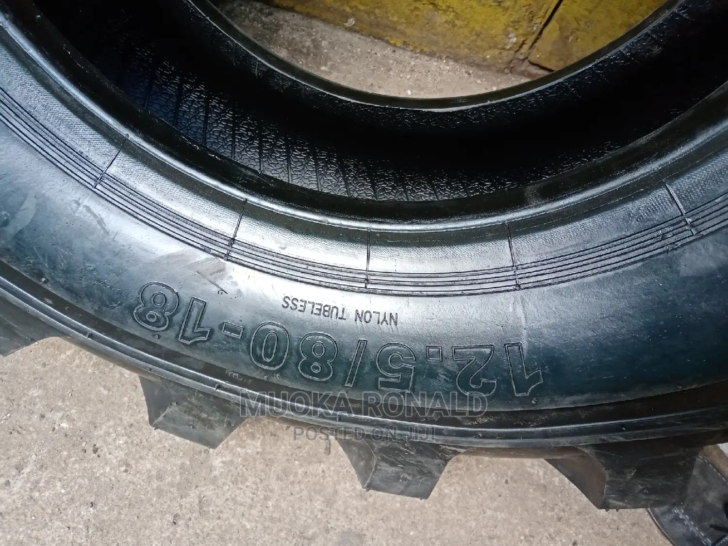 12.5/80-18 ATLAPEX TYRE ( 14 Plyrating)