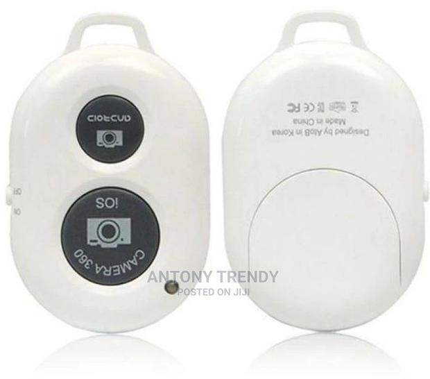 Bluetooth Remote Shutter Portable Selfie Clicker Multicolour - main view