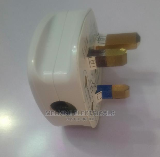 13A Fused Plug - thumbnail 2