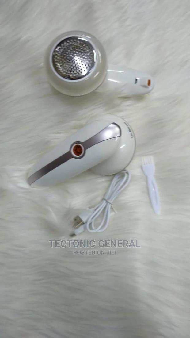 Electric Usb Lint Remover - thumbnail 3