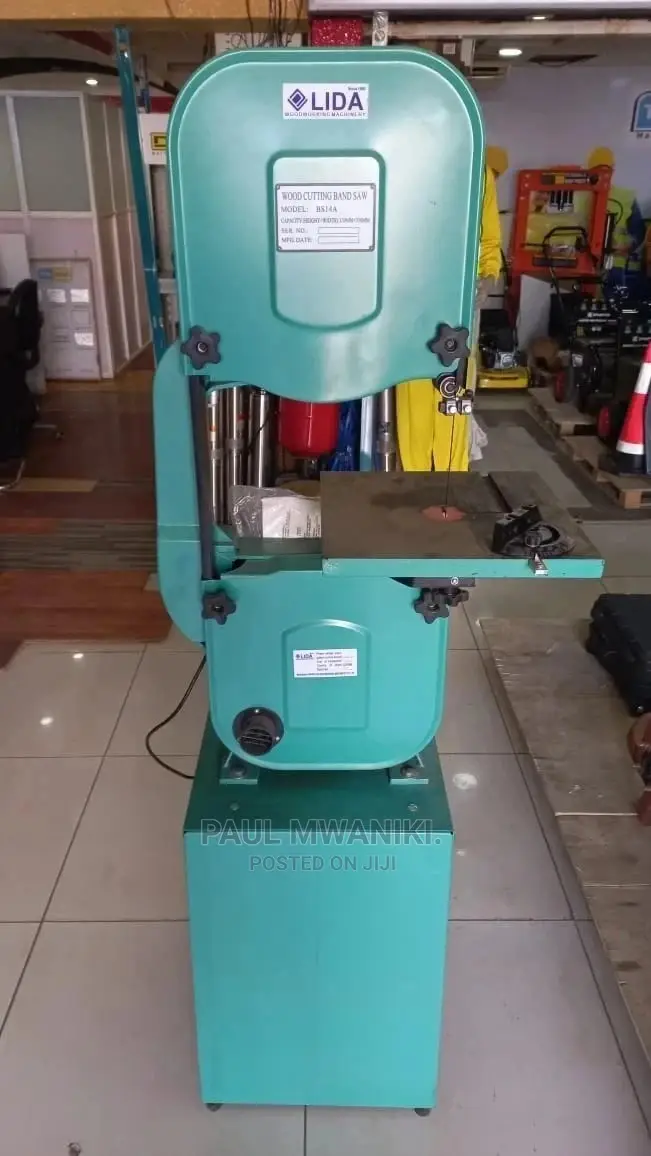 Lida Wood Cutting Band Saw.