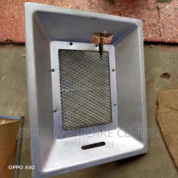 Gas Brooders for Chicks - main view