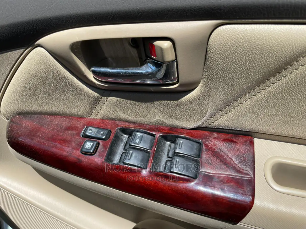 Toyota Fortuner 2014 White