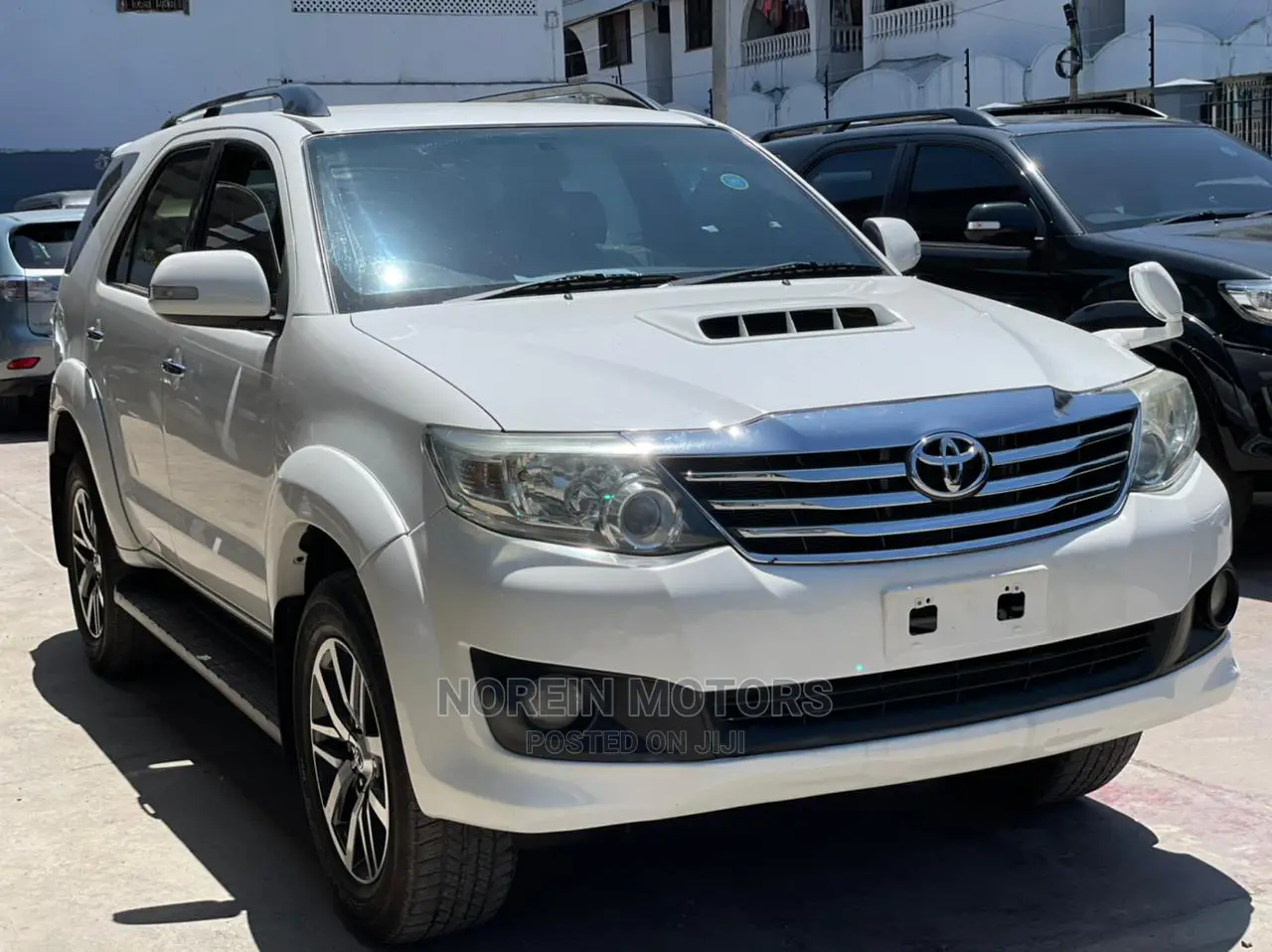 Toyota Fortuner 2014 White