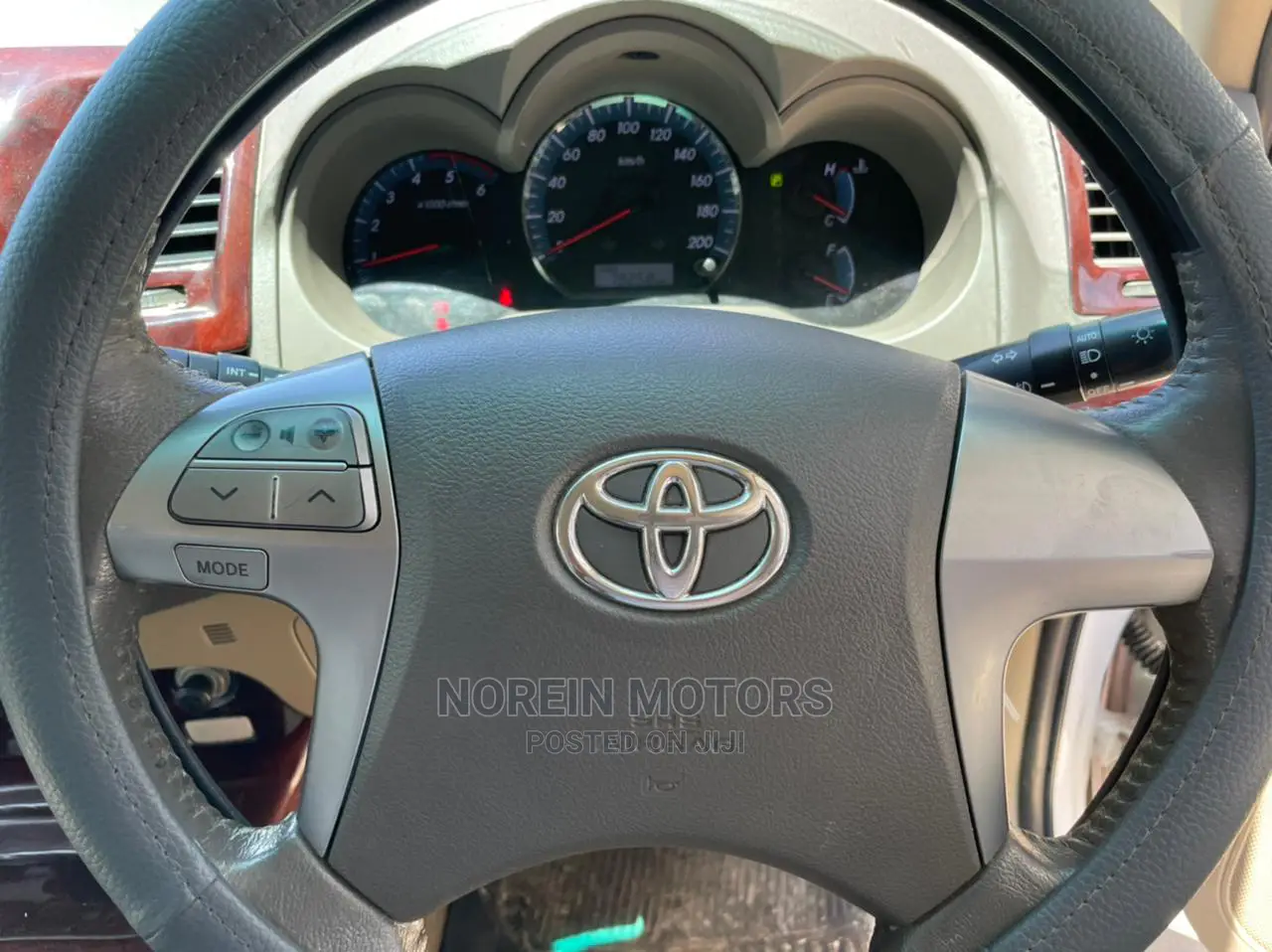 Toyota Fortuner 2014 White