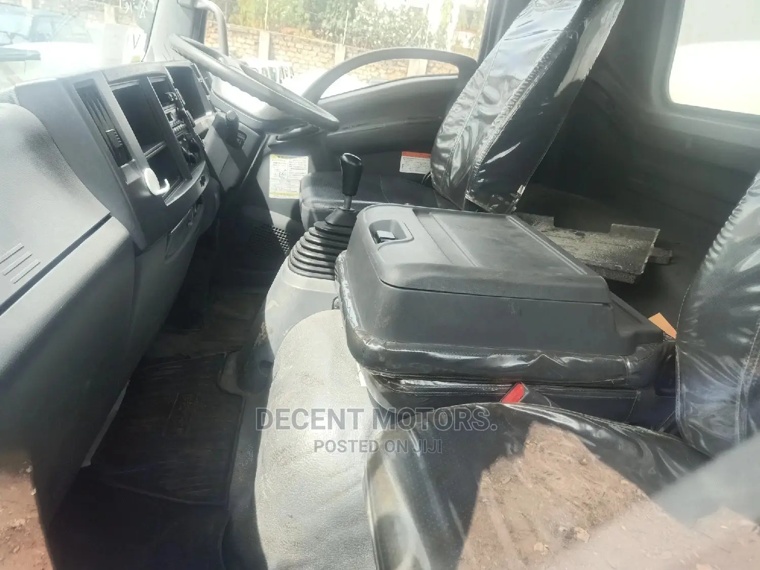 Isuzu Tipper