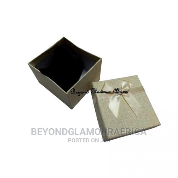 Cardboard Watch/Jewelry Gift Box in Different Colors - thumbnail 3