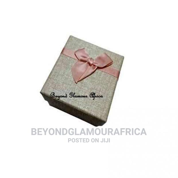 Cardboard Watch/Jewelry Gift Box in Different Colors - thumbnail 9