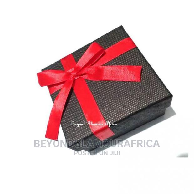 Cardboard Watch/Jewelry Gift Box in Different Colors - thumbnail 15
