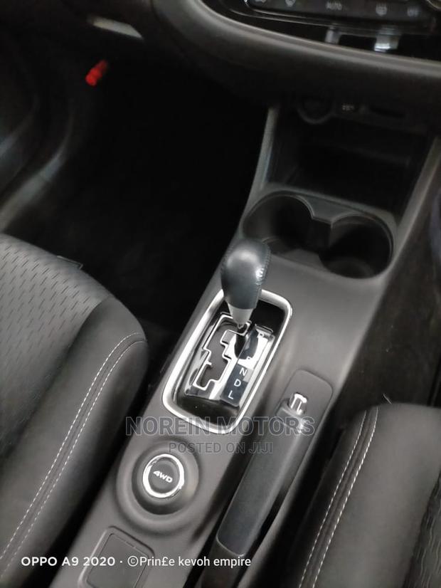 Mitsubishi Outlander 2015 White - thumbnail 6