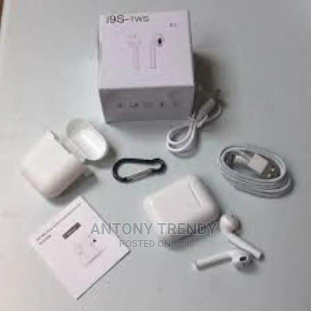 I9 TWS Bluetooth Earphones - main view