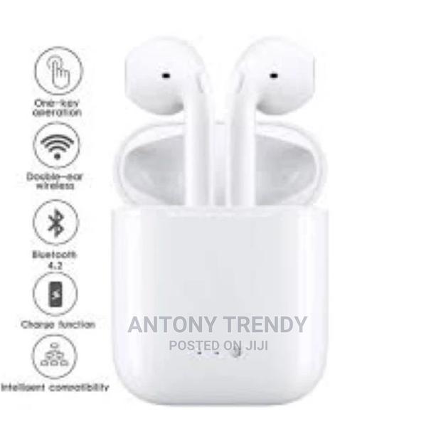 TWS I7 Black Bluetooth Headphones for Android and iPhone - main view