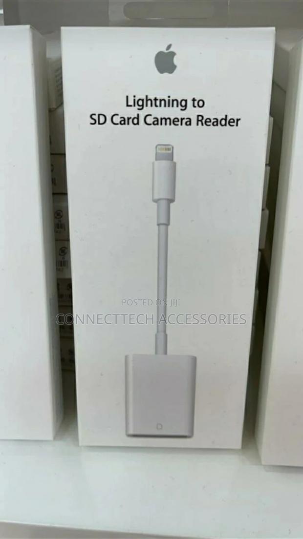 Apple Lightning to SD Card Camera Reader - main view