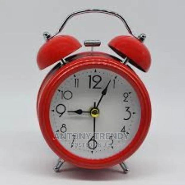 ” Twin Bell Alarm Clock Battery Operated, Loud Mechanical Wi