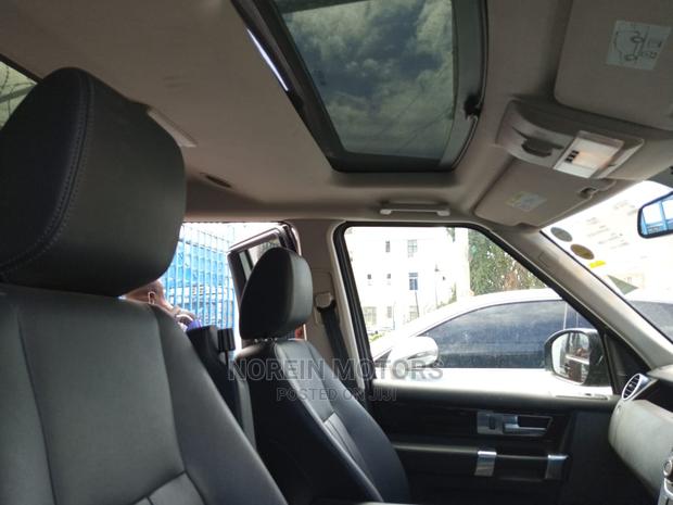 Land Rover Discovery 2015 Black - thumbnail 3