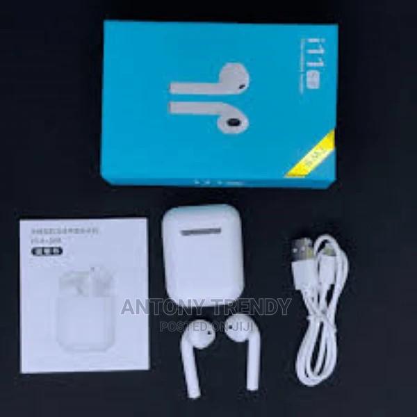 I11 TWS Wireless Bluetooth Earphones - thumbnail 3