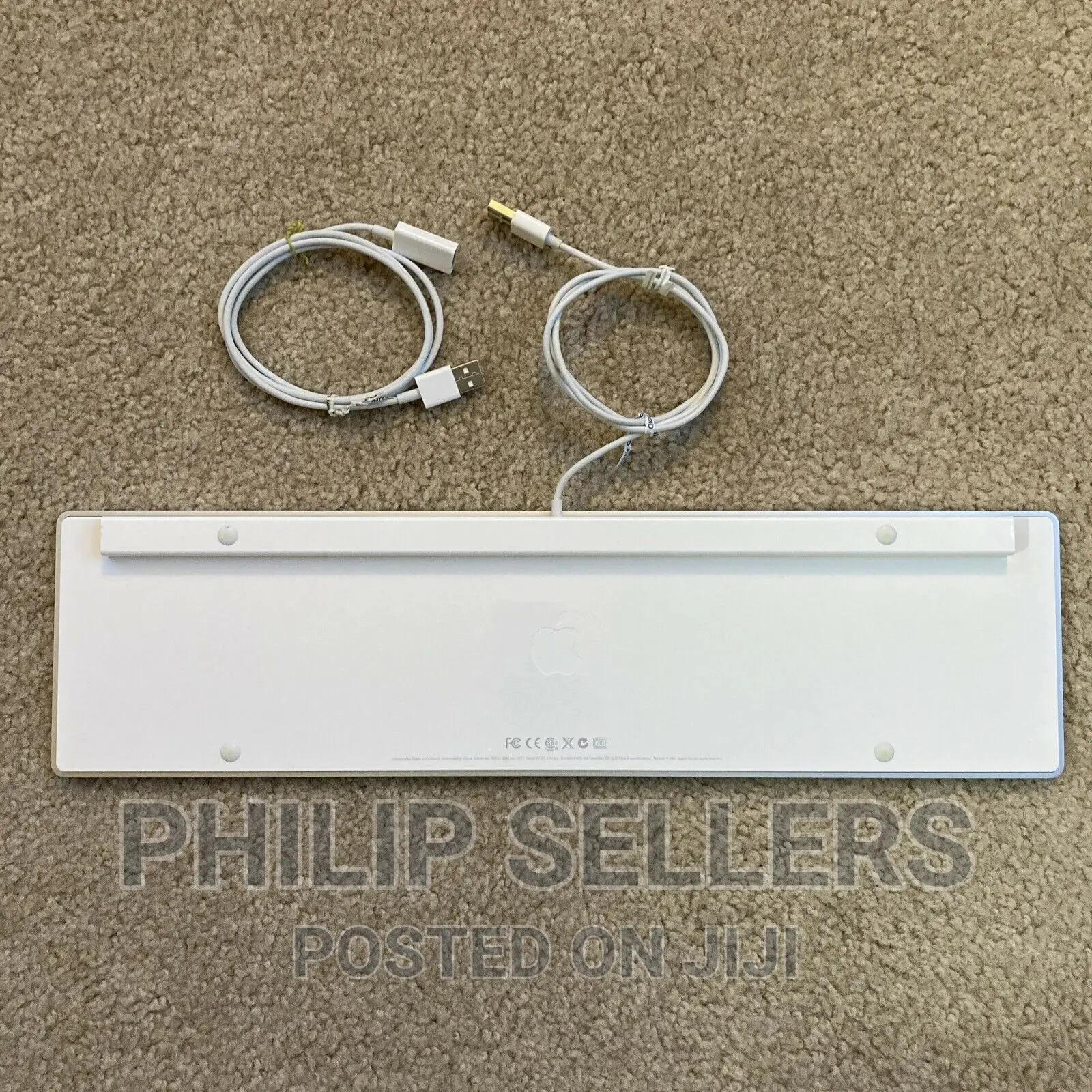 Apple A1243 Wired Keyboard