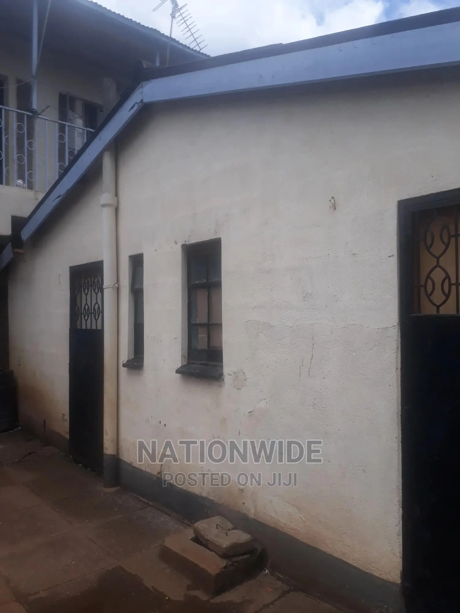 Olympic 2 Bedrooms 3 Units With 3sqs for Sale