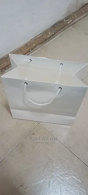 B5 Size White Gift Packaging Bags