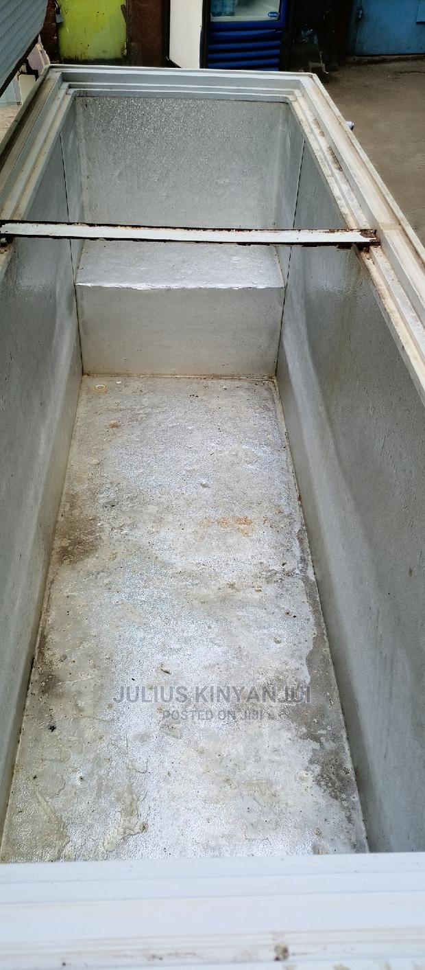 800L Deep Freezer - main view