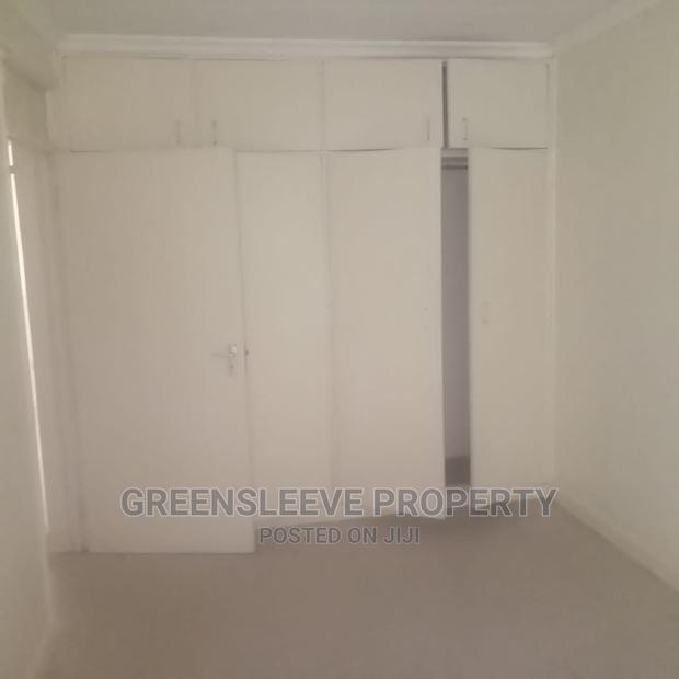 2 Bedroom Cottage - thumbnail 5