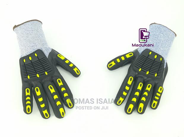 Super Grip, Impact Reducing, Cut Resistant Work Gloves - thumbnail 3