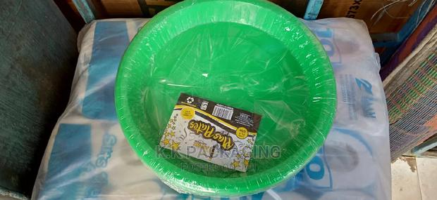Disposable Plastic Plates