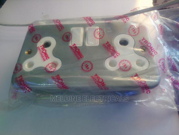 15A Metal Twin Socket.