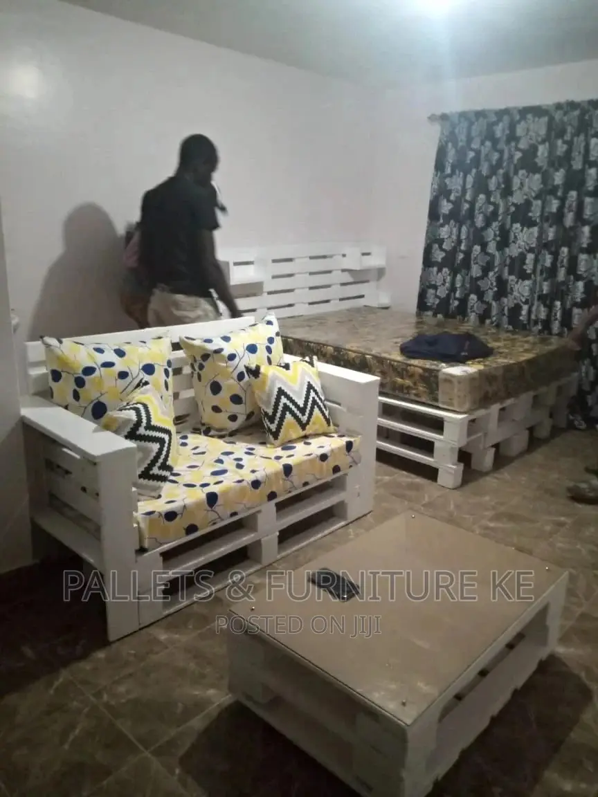 2 Seater Pallet Sofa