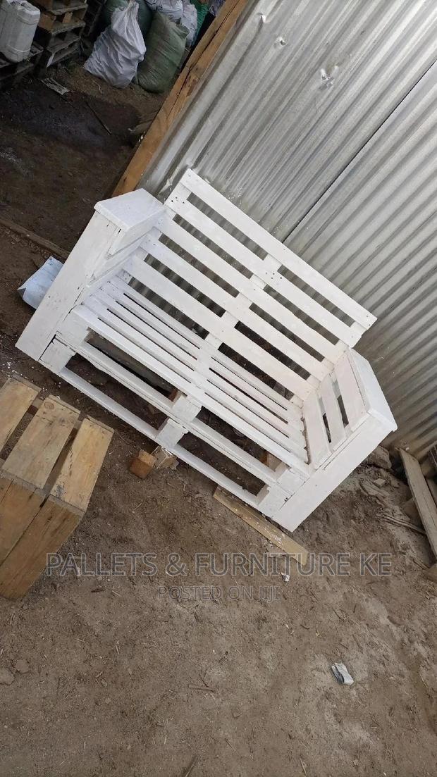 2 Seater Pallet Sofa - thumbnail 7