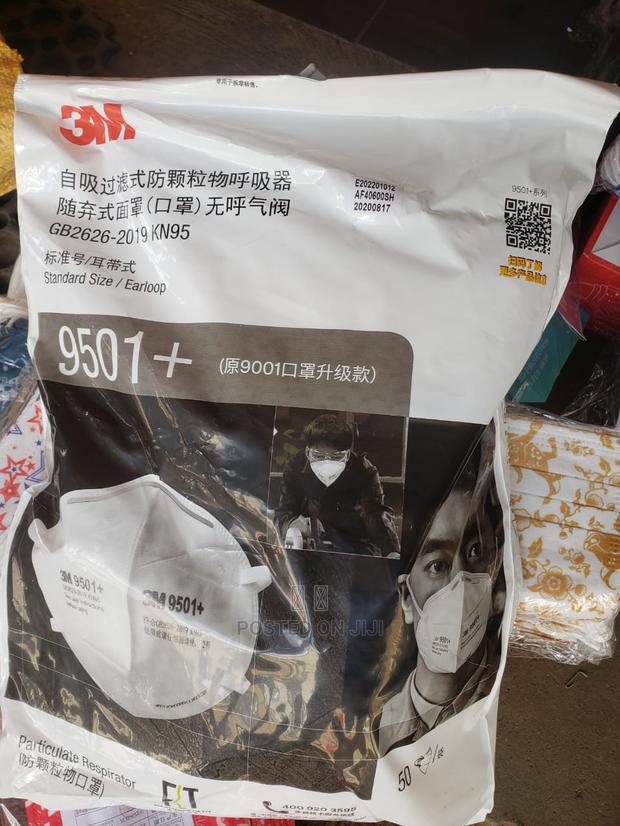 3m 9501+ Earloop Mask - main view